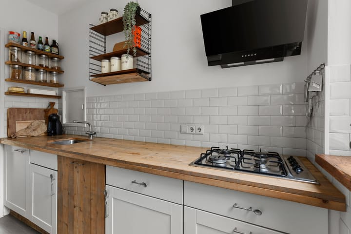 Foto 12 van Burgemeester des Tombeweg 4