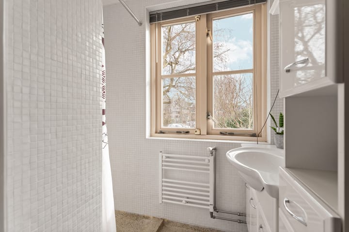 Foto 21 van Burgemeester des Tombeweg 4