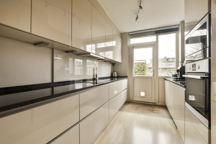 Foto 13 van Jakob van Necklaan 7