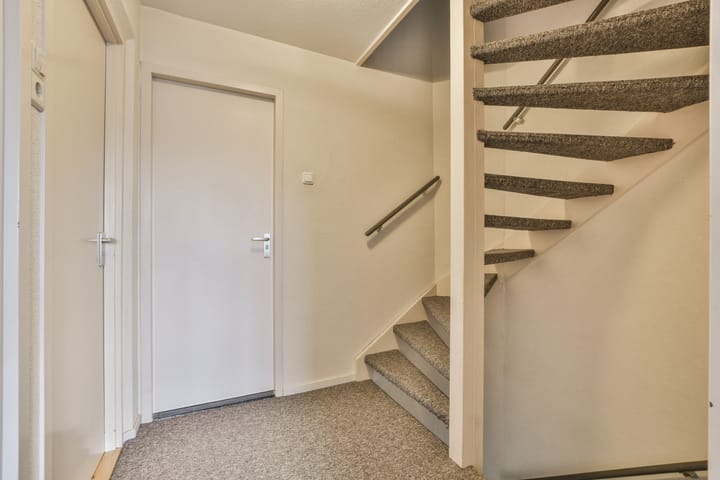 Foto 24 van Jakob van Necklaan 7