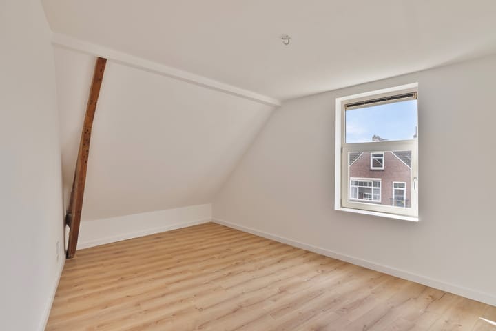 Photo 6 of Samuel Mullerstraat 33-A03