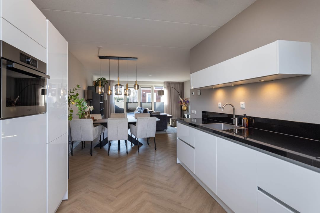 Foto 8 van M.C. Escherstraat 20