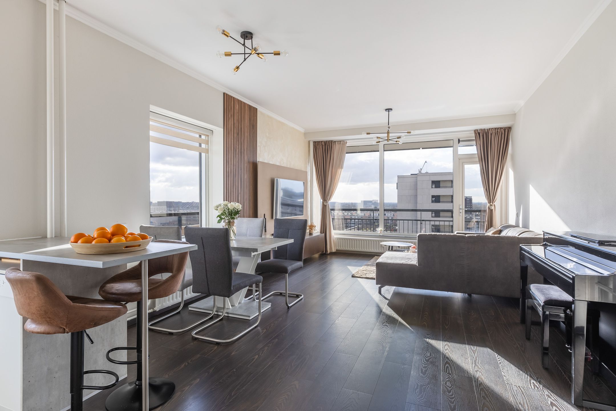 Foto 12 van Van Weerden Poelmanlaan 68