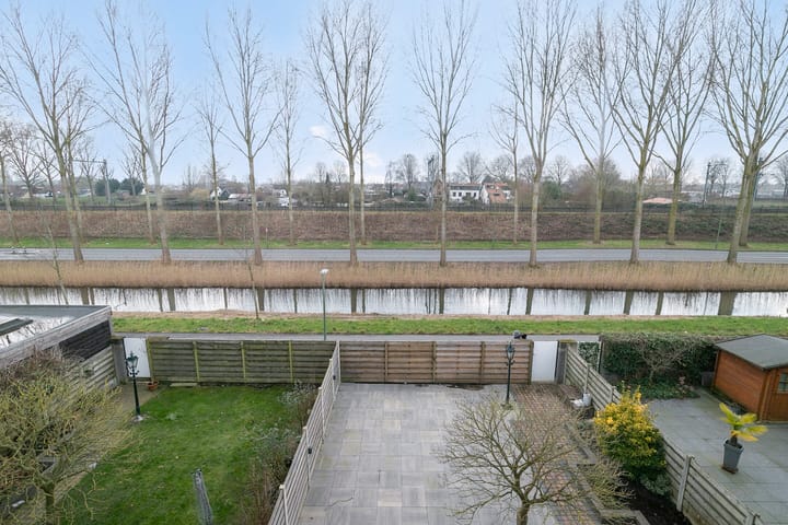 Foto 31 van Merbau 46