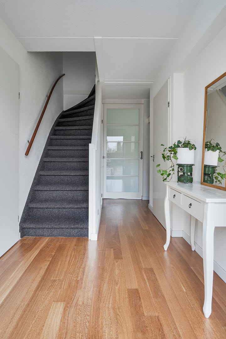 Foto 9 van Smaragd 69