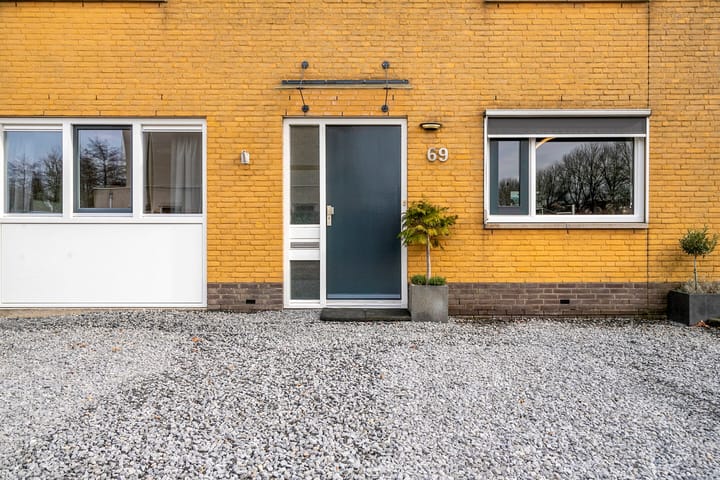 Foto 10 van Smaragd 69