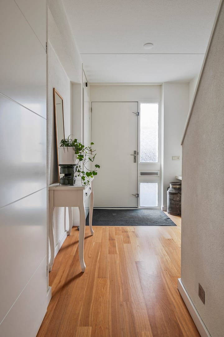 Foto 11 van Smaragd 69