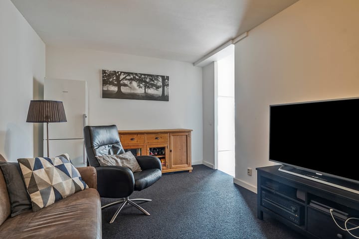 Foto 26 van Smaragd 69