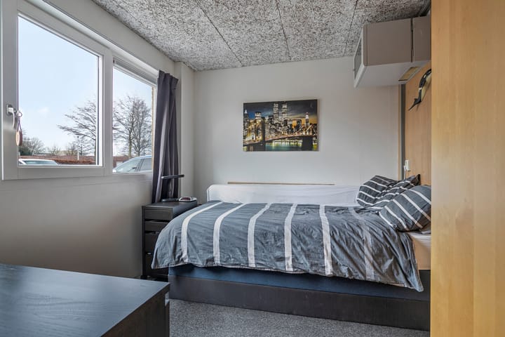 Foto 27 van Smaragd 69