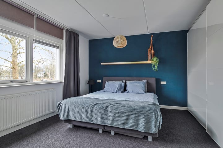 Foto 34 van Smaragd 69