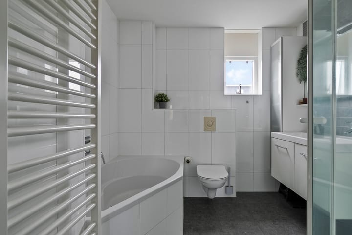 Foto 45 van Smaragd 69