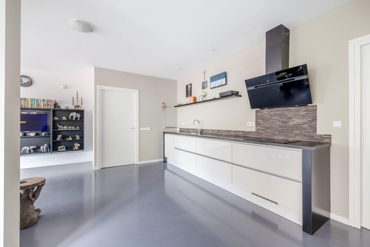 Foto 15 van Pastoor van Luenenstraat 2