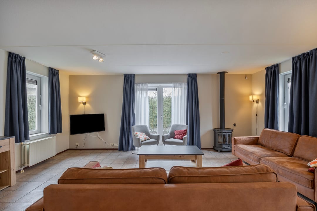 Foto 11 van Kering 16