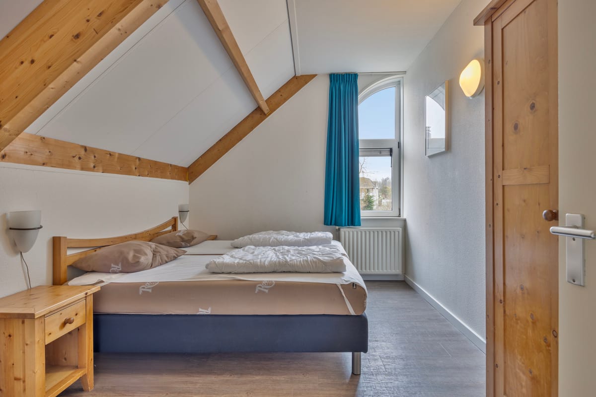 Foto 25 van Kering 16