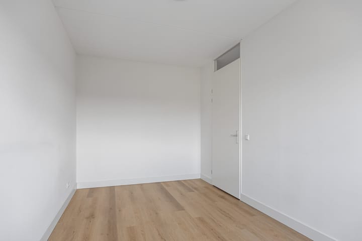 Foto 17 van Franekerstraat 11