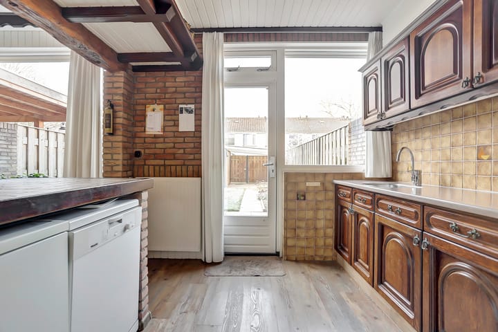 Foto 14 van Rozenobel 7