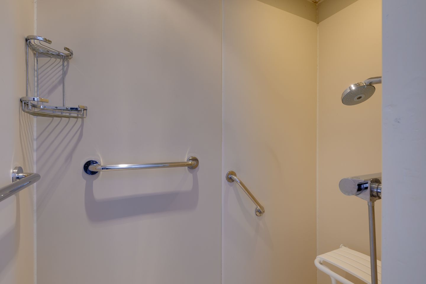 Foto 14 van Vredebestlaan 14