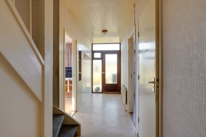 Foto 16 van Vredebestlaan 14