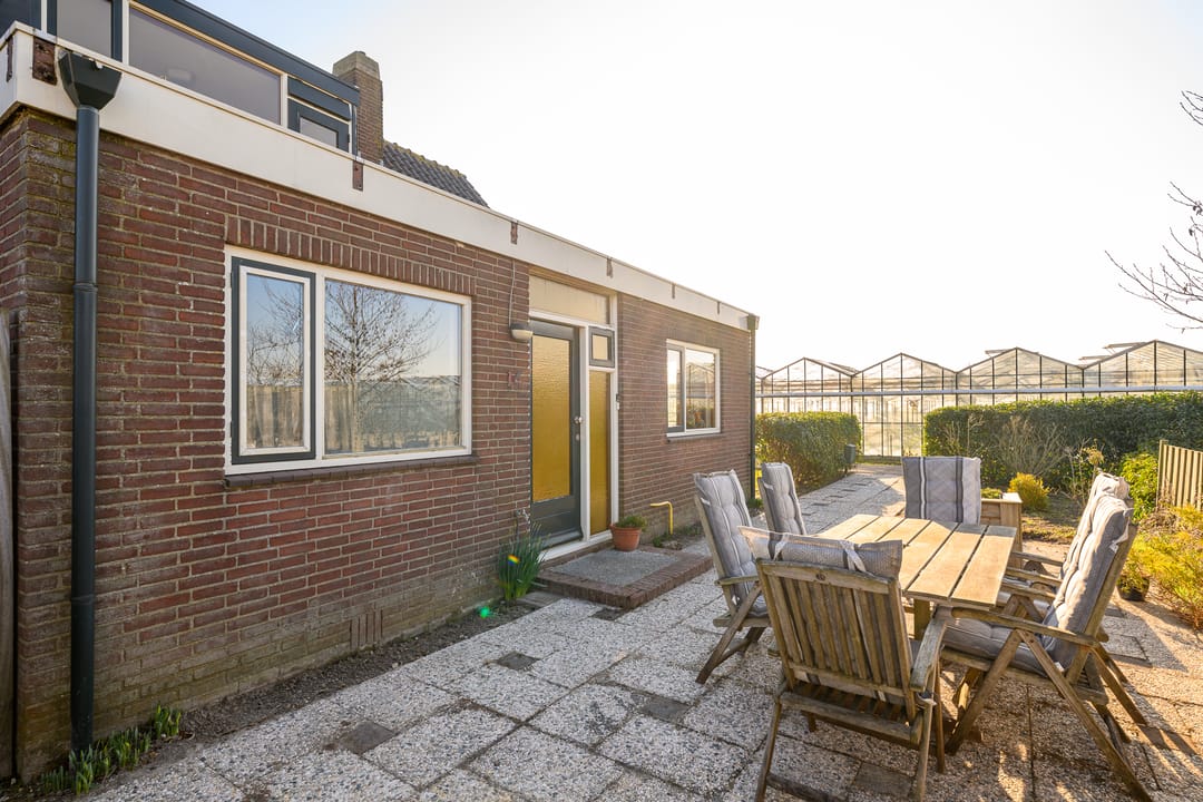 Foto 23 van Vredebestlaan 14