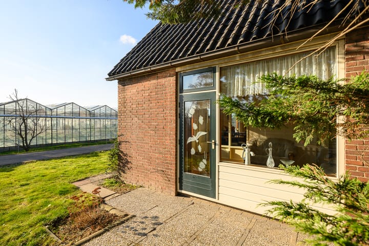 Foto 28 van Vredebestlaan 14