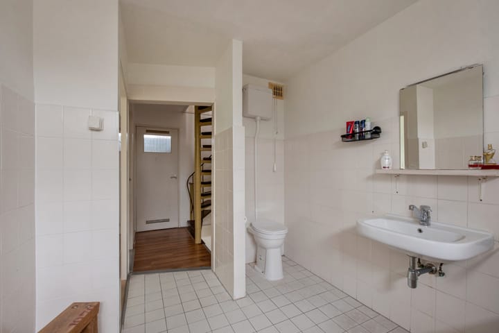 Foto 24 van Delftweg 11