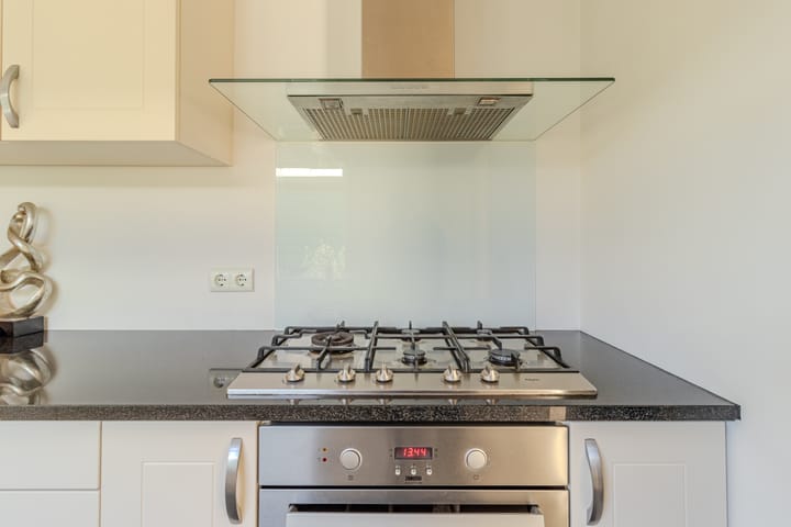 Foto 7 van Czaar Peterstraat 61