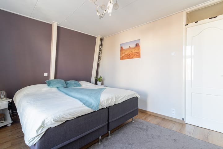 Foto 19 van Czaar Peterstraat 61