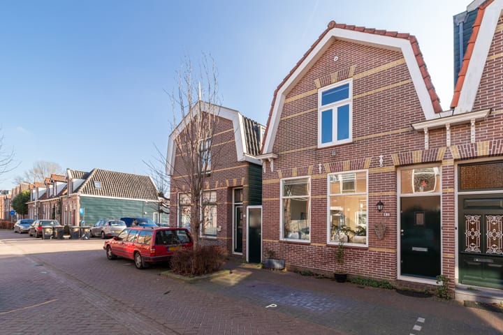 Foto 30 van Czaar Peterstraat 61