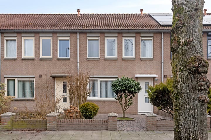 Bekijk foto van Zevenaarlaan 25