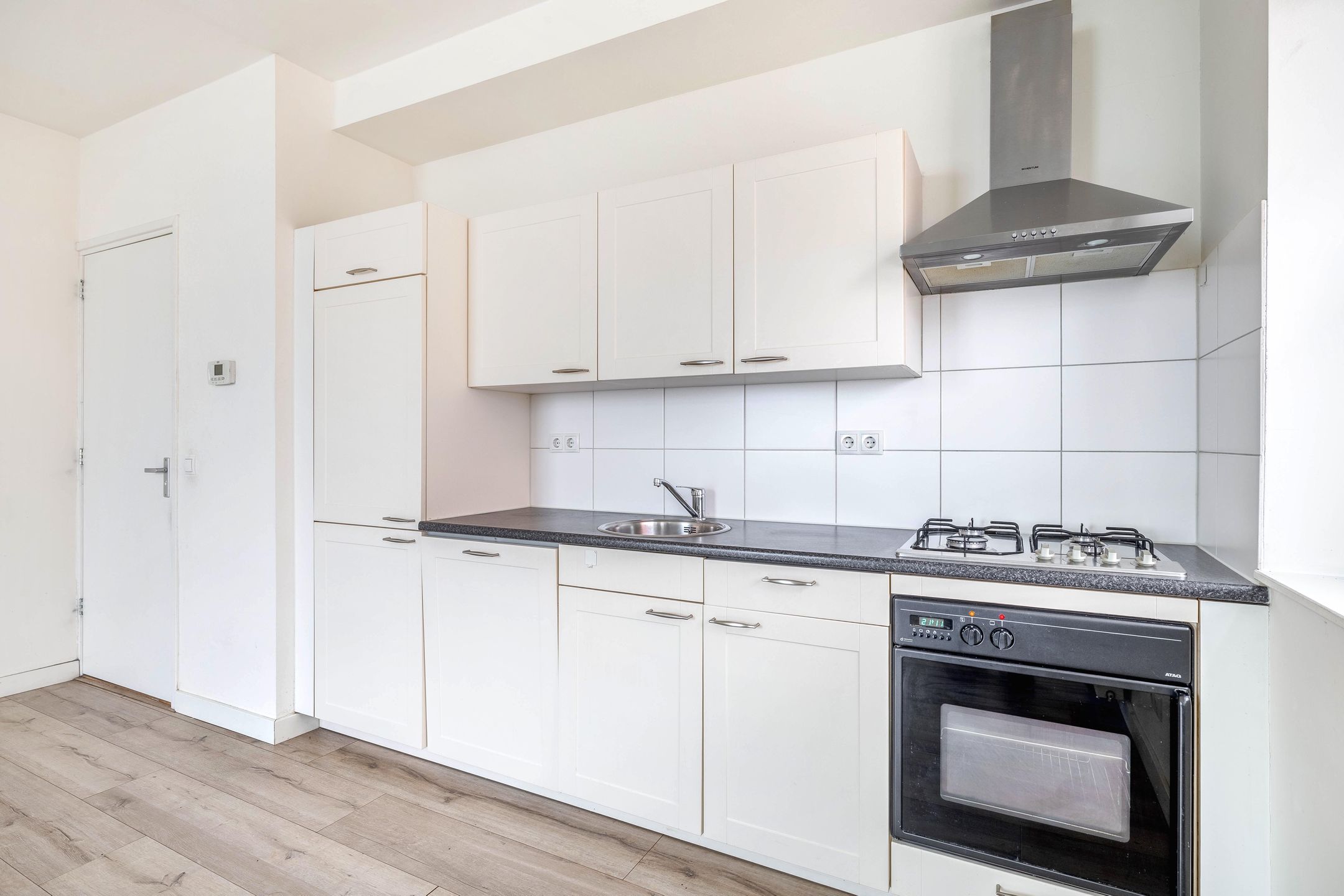 Photo 12 of Lange Hilleweg 10