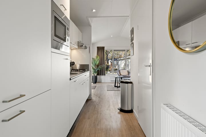 Photo 7 of Vijverlaan 1-J018