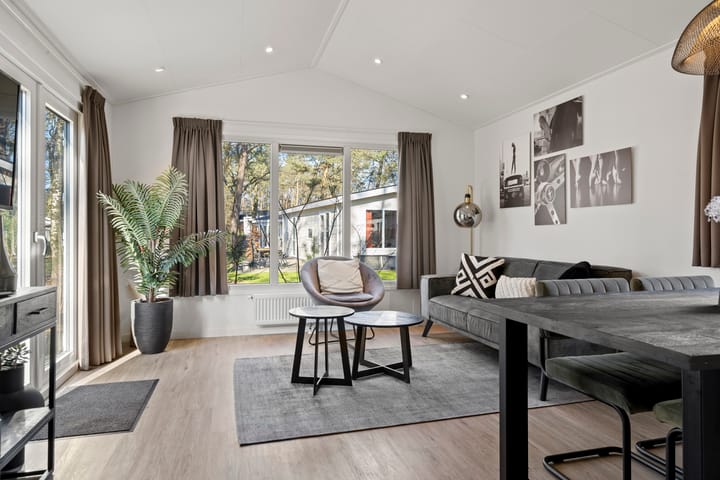 Photo 10 of Vijverlaan 1-J018