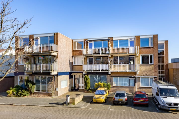 Foto 4 van Irenestraat 11