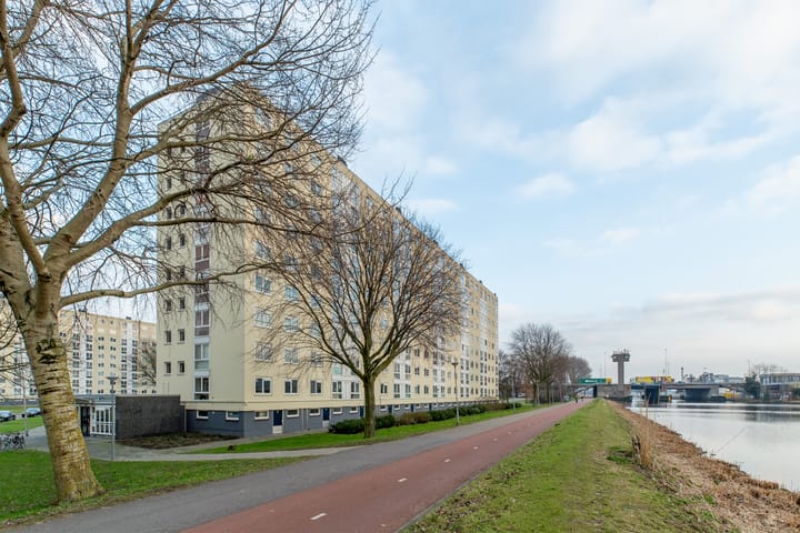 Foto 44 van Van Adrichemweg 181