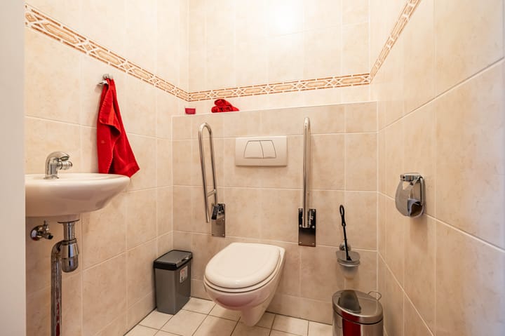 Foto 15 van Veenlustplein 1-11