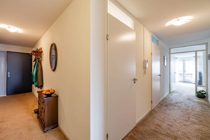 Foto 16 van Veenlustplein 1-11