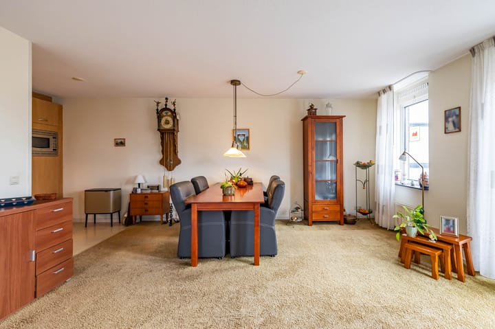 Foto 26 van Veenlustplein 1-11