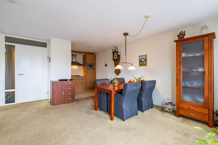 Foto 27 van Veenlustplein 1-11