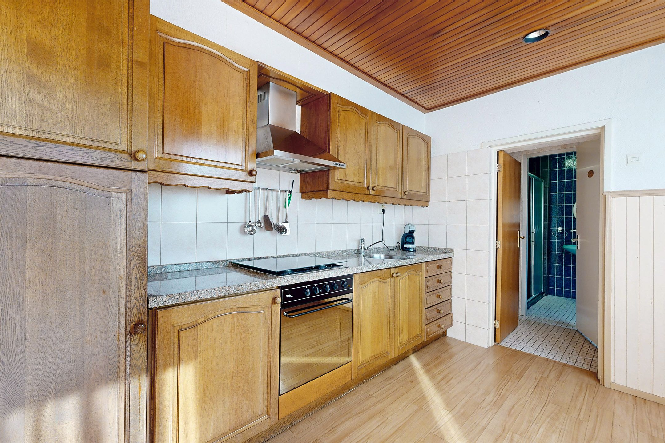 Photo 21 of Langenoordstraat 85