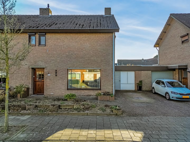 Koopwoningen - huizen te koop in [Funda]