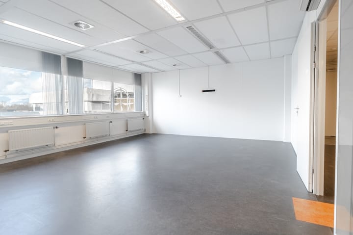 Kruisweg 815, Hoofddorp