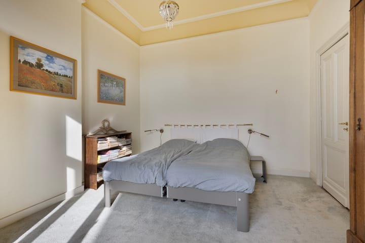 Photo 21 of Sint Lambertuslaan 34