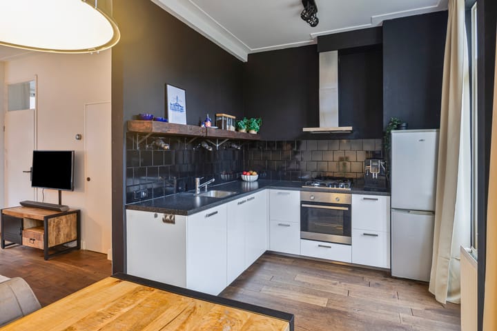 Foto 4 van Perestraat 12