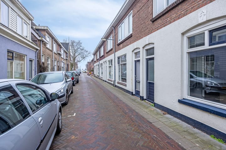 Foto 32 van Perestraat 12