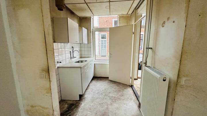 Foto 6 van Van Bleyswijckstraat 35