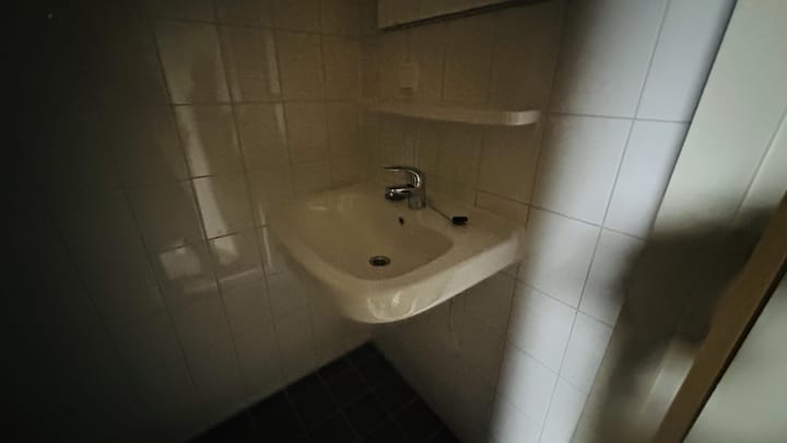 Foto 8 van Van Bleyswijckstraat 35