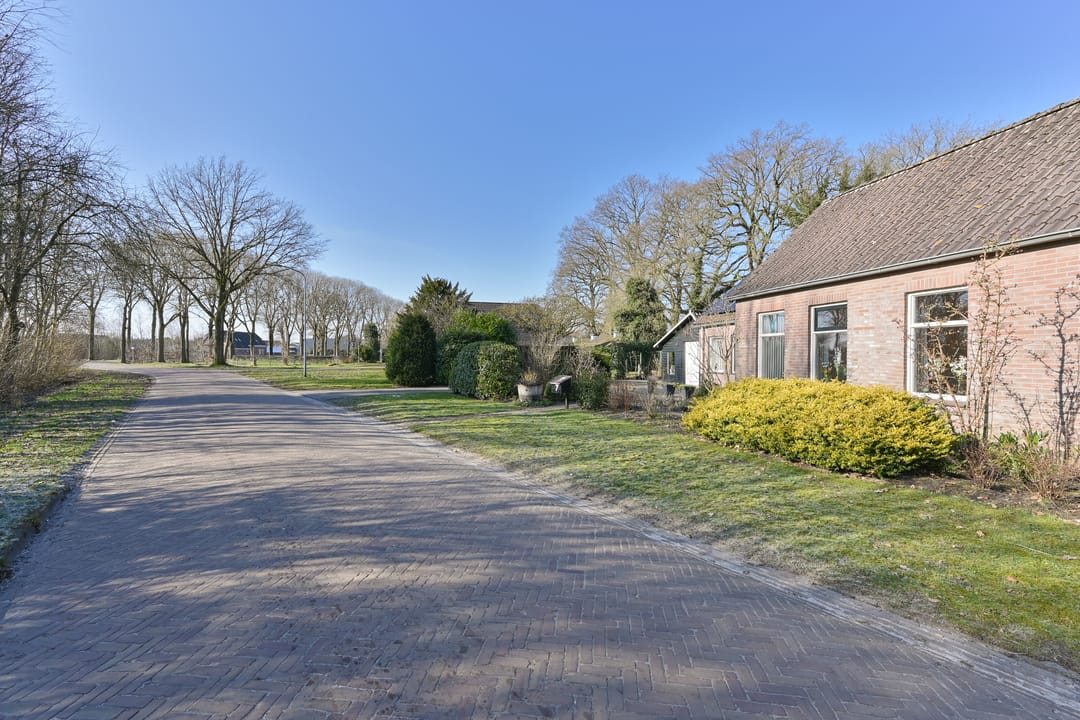 Photo 7 of Schoolstraat 7