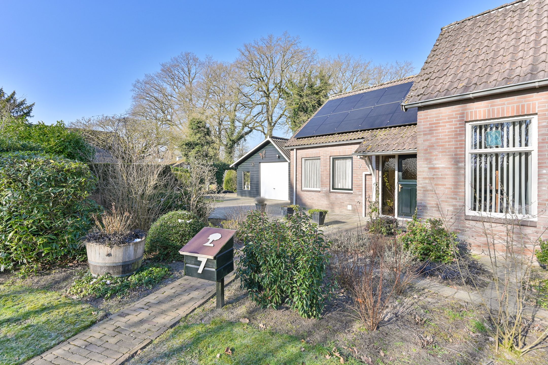 Photo 12 of Schoolstraat 7