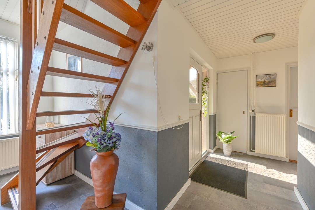 Photo 17 of Schoolstraat 7