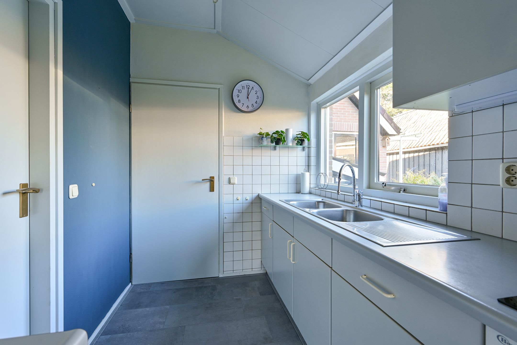 Photo 33 of Schoolstraat 7